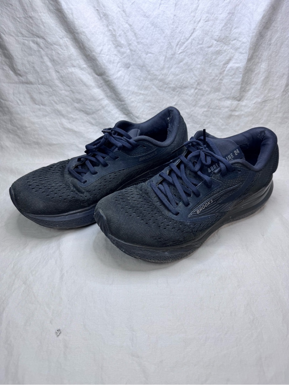 Brooks Men’s Adrenaline GTS 24 Running Shoes - Black size 10.5